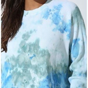 ***NWT ELECTRIC & ROSE BLAST SAGE/MARINA PULLOVER SZ S***